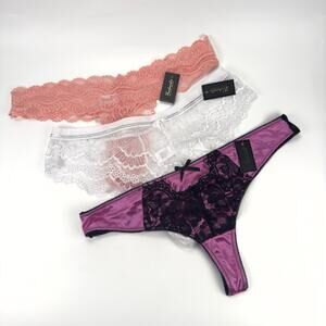 NWT Fredrick's of Hollywood 3 PAIRS of Thong Panties Multicolor Plus Size 1X-2X